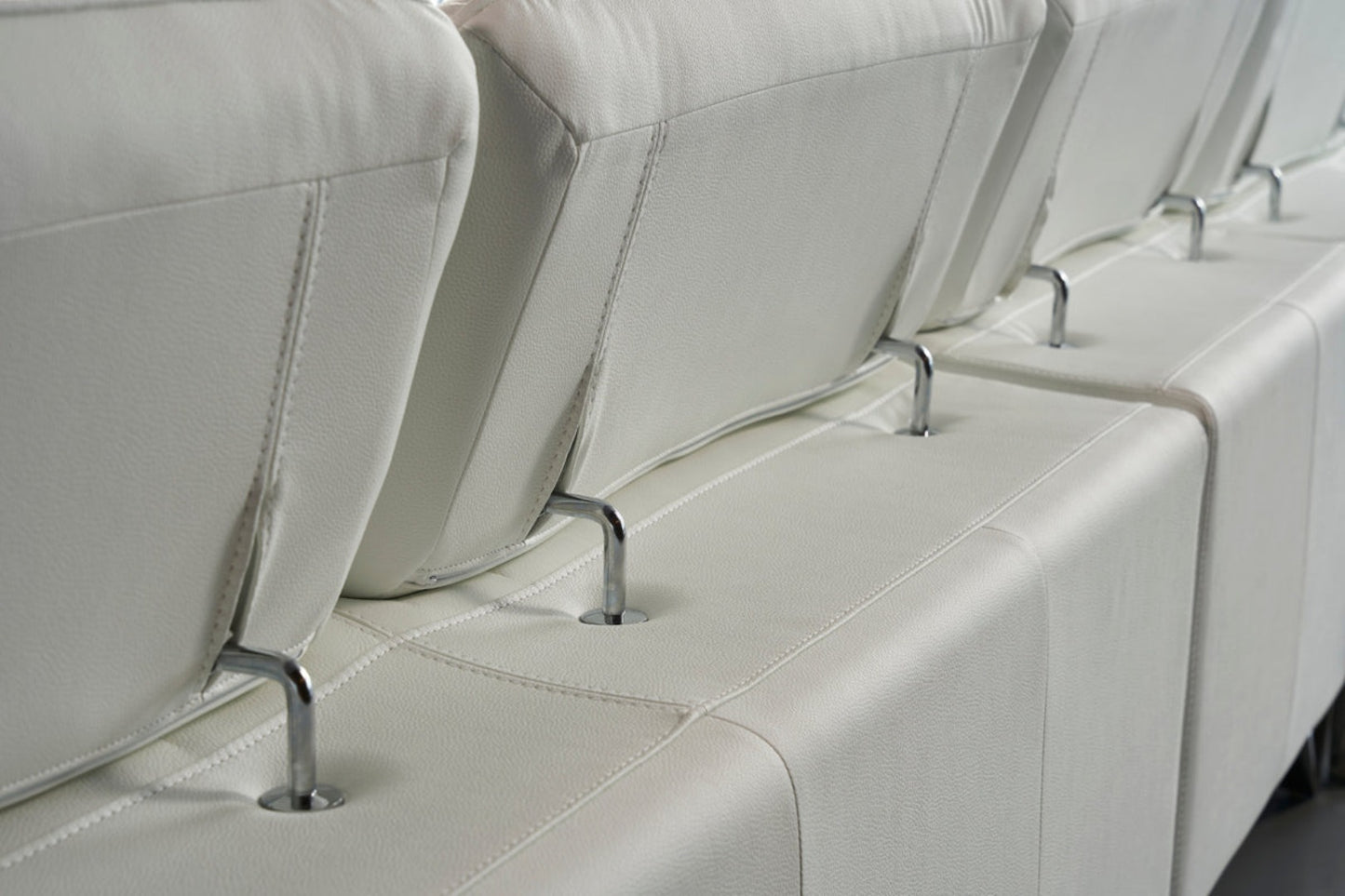 EK-L030 White Italian Leather Sectional - Right Sitting
