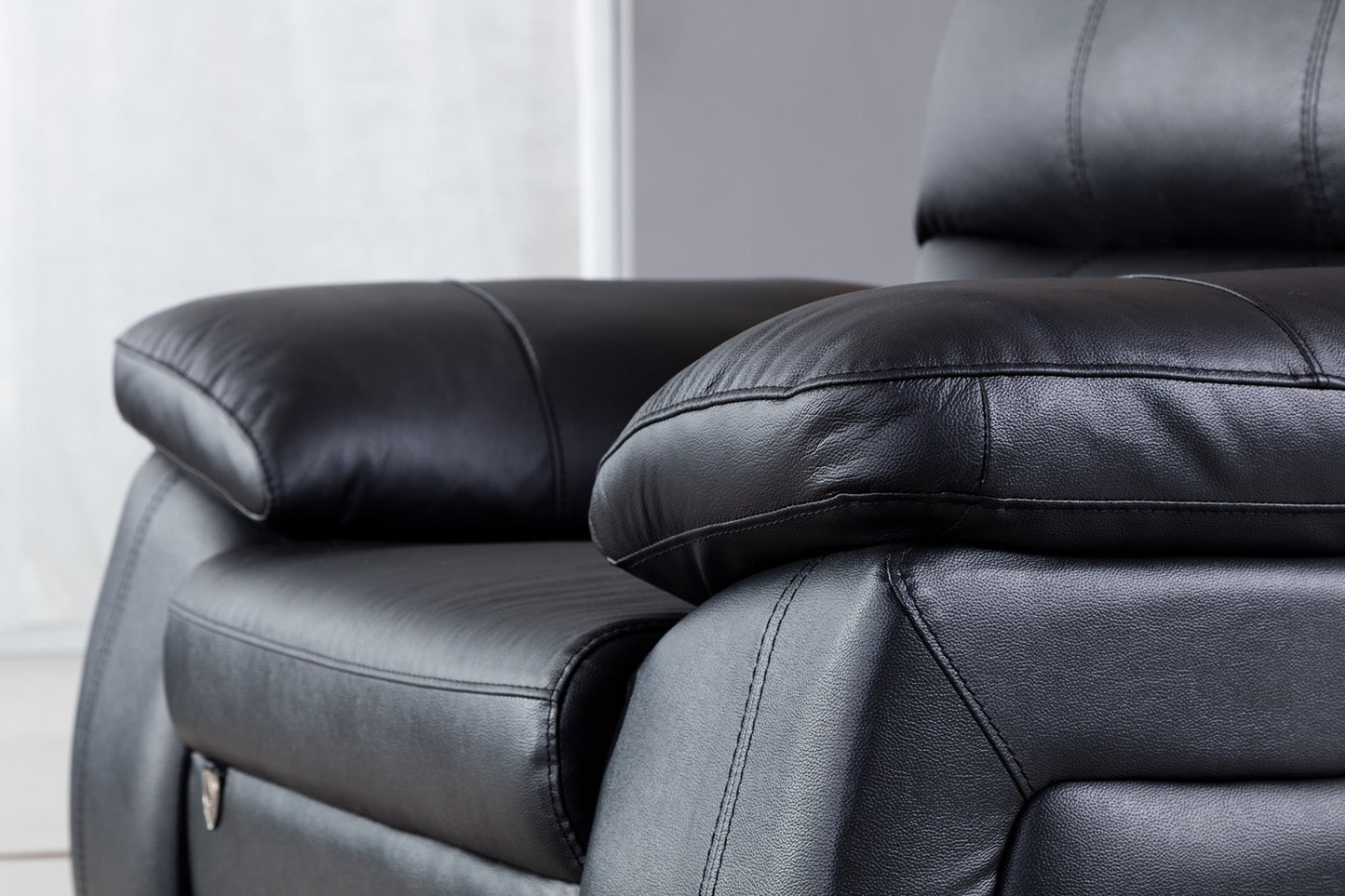 EK041 Black Italian Leather Sofa Set