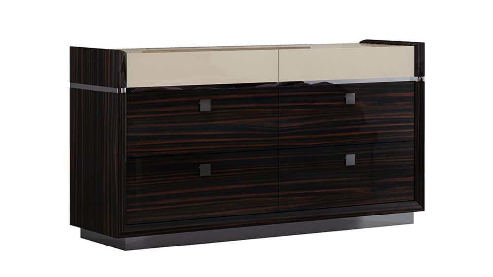 P100 Ebony Finish Dresser