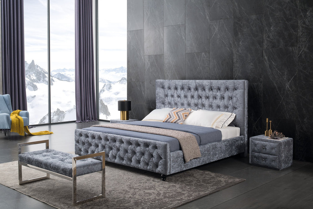 B-D073 Gray Fabric Bed